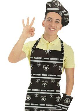 Northwest The Company Official NFL 3-Piece Apron, Oven Mitt and Chef Hat Set